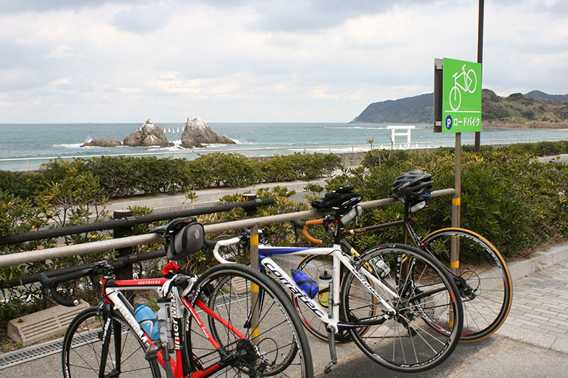 玄界灘からの風を感じながら駆け抜ける糸島サイクリングロード 福岡 Enjoy Sports Bicycle