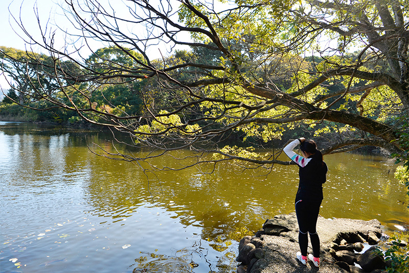 大瀬崎の先端に位置する「神池」は海に近い場所にありながら淡水の池で、伊豆七不思議の一つにも数えられているそう