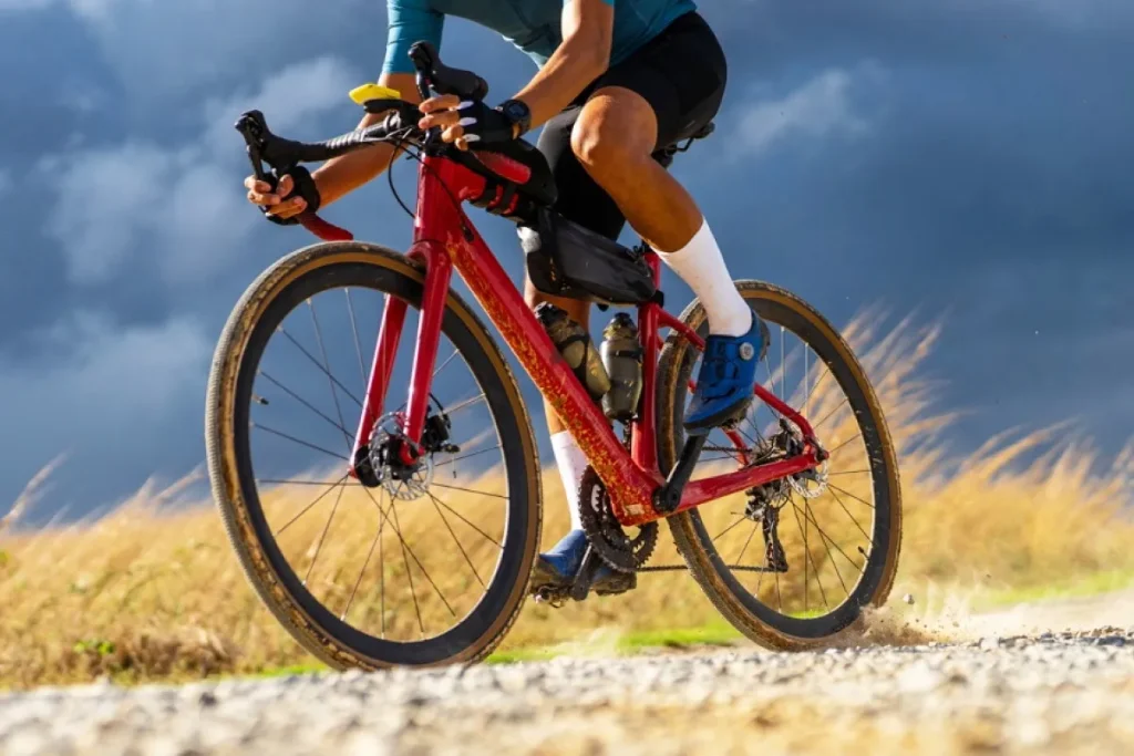 グラベルロード」がエントリーグレードでも十分楽しい理由 ｜ ENJOY