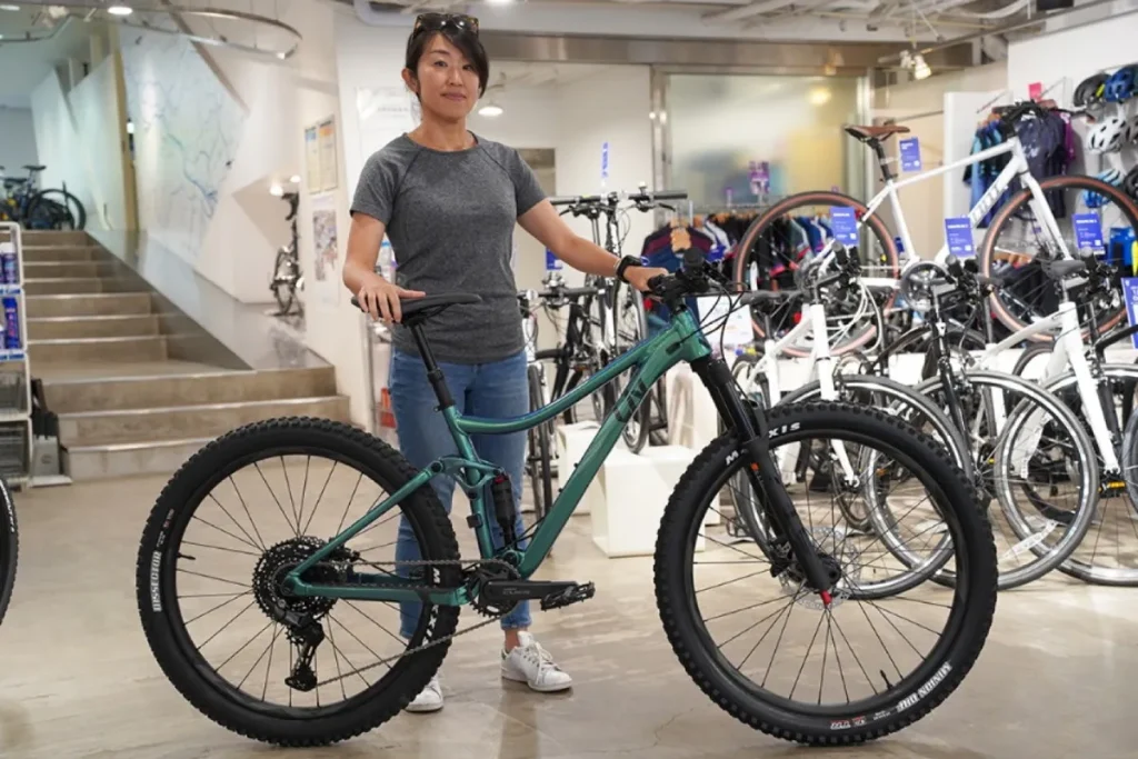 ロードバイク乗りが「SDA王滝」挑戦！ マウンテンバイクで“非日常”な